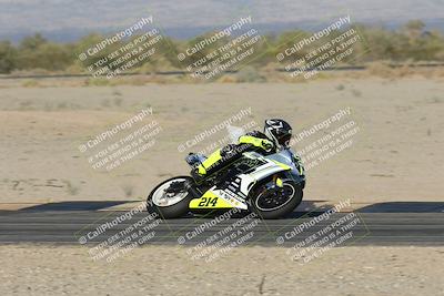 media/Nov-02-2025-CVMA (Sun) [[337aff29ab]]/Race 17-Amateur Supersport Middleweight/